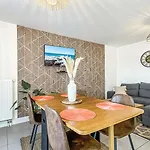 アパート Homey Chloe - New - Parking Gratuit - Balcon Prive - Proche Geneve *